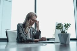 Anxiety vs Panic Attacks: Understanding Key Differences